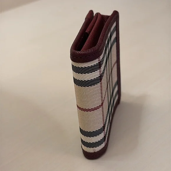 BURBERRY SMALL COIN/ JEWELRY POUCH - Picture 4 of 9